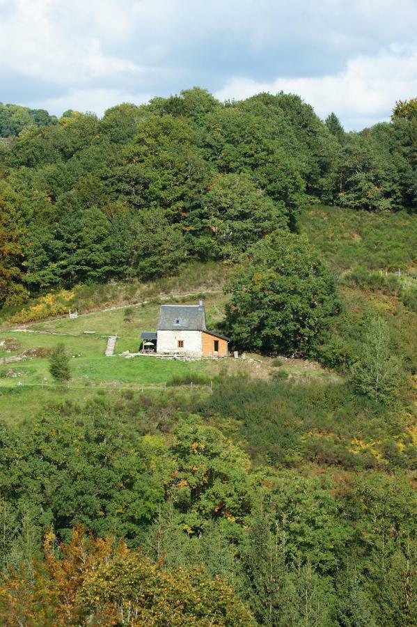 Le Gite De Chomet La Tour-dʼAuvergne Buitenkant foto