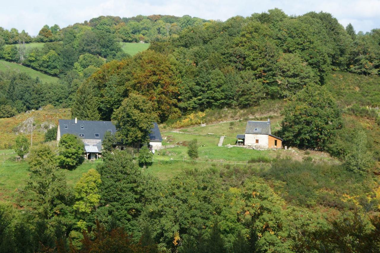 Le Gite De Chomet La Tour-dʼAuvergne Buitenkant foto